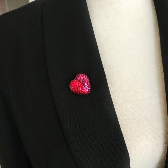 Vintage Richard Kerr Red and Pink Crystal Heart Brooch Pin - Picture 7 of 9